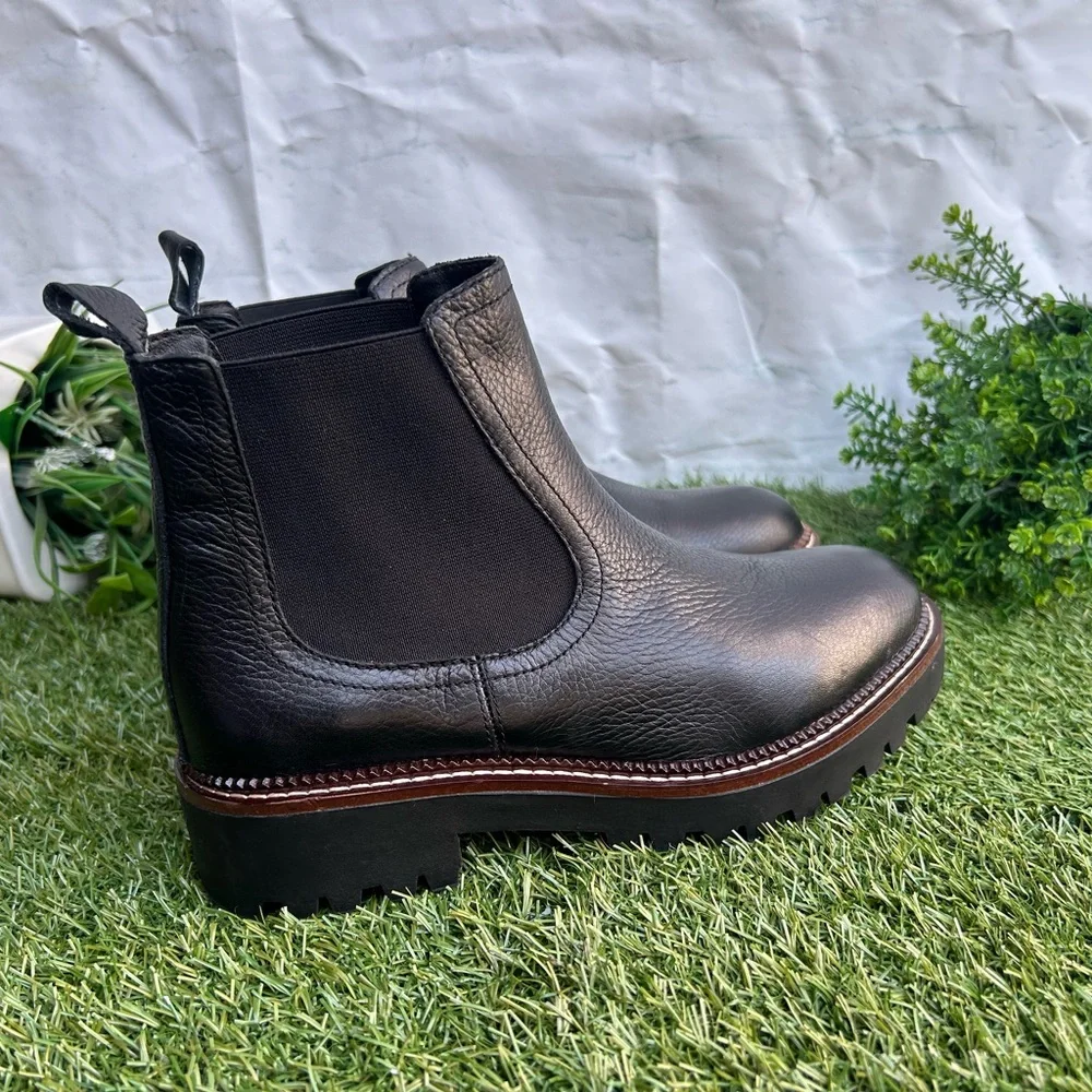 Caslon🍁black waterproof Leather Chelsea Boots size 11women Brand New - Picture 9 of 16